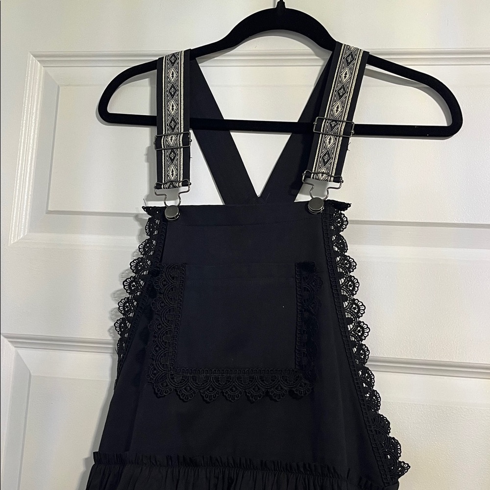 Listicle NWOT Elegant Black Lace Trim Dress 👗 with Adjustable Straps - Picture 3 of 8